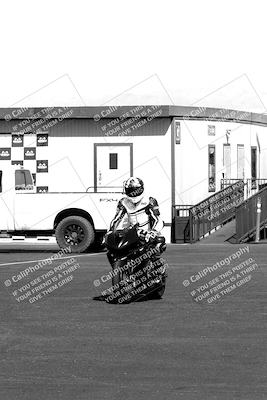 media/Apr-10-2022-SoCal Trackdays (Sun) [[f104b12566]]/Around the Pits/